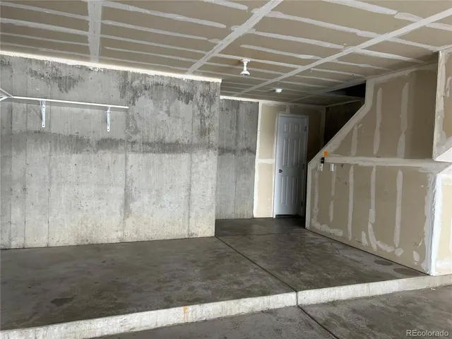 $2,550 | 6465 South Potomac Street, Englewood, CO 80111