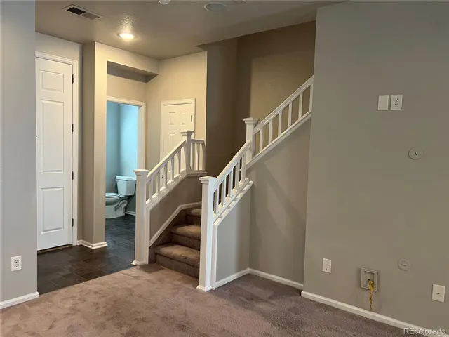 $2,550 | 6465 South Potomac Street, Englewood, CO 80111