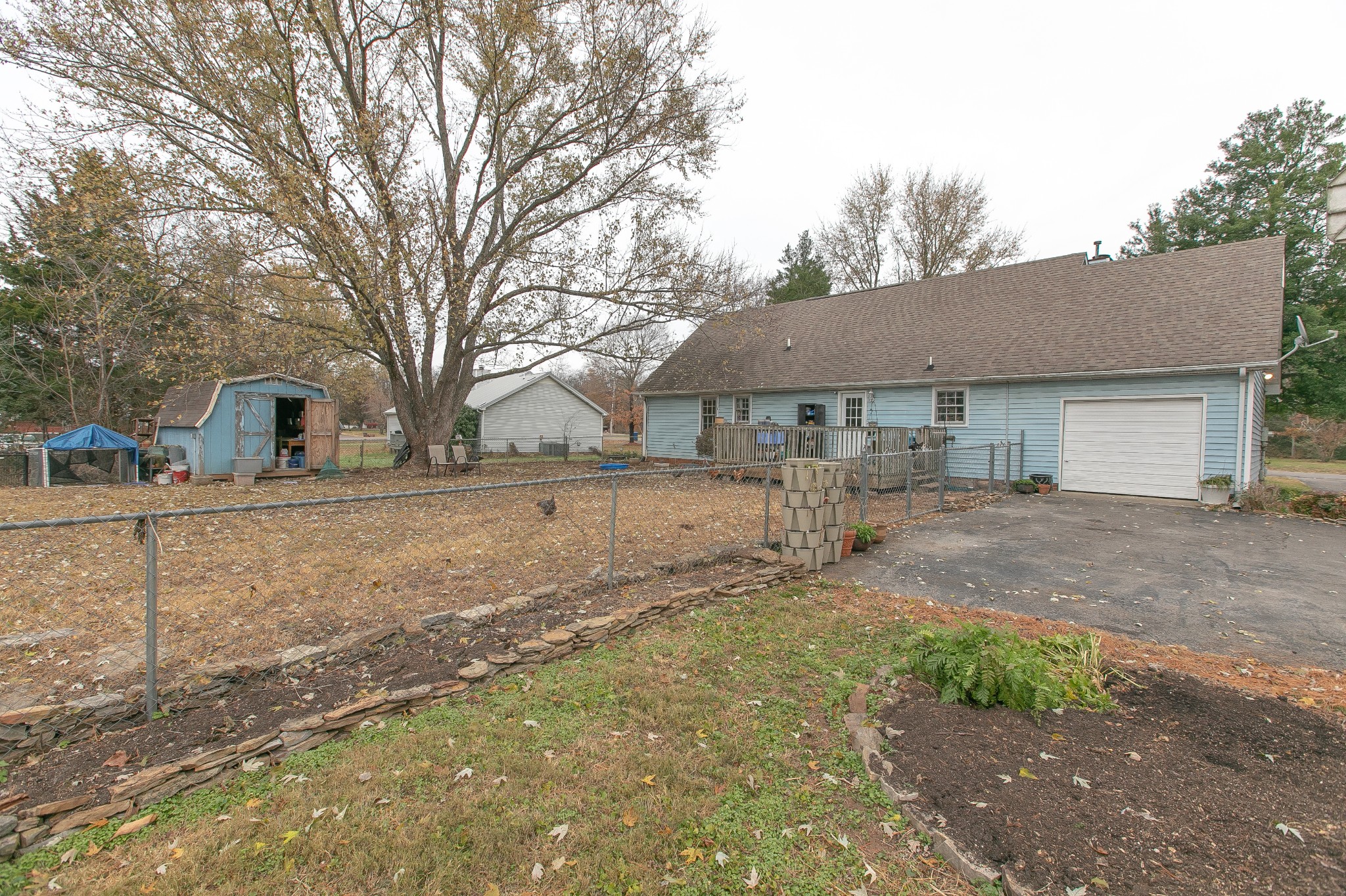 3385 Ridgefield Drive Murfreesboro, TN 37129 - Photo 19 of 25 a front view of a house with a yard