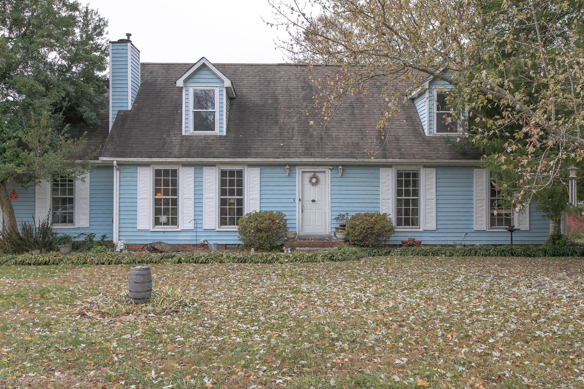 3385 Ridgefield Drive Murfreesboro, TN 37129 - Photo 25 of 25 front view of a house with a yard