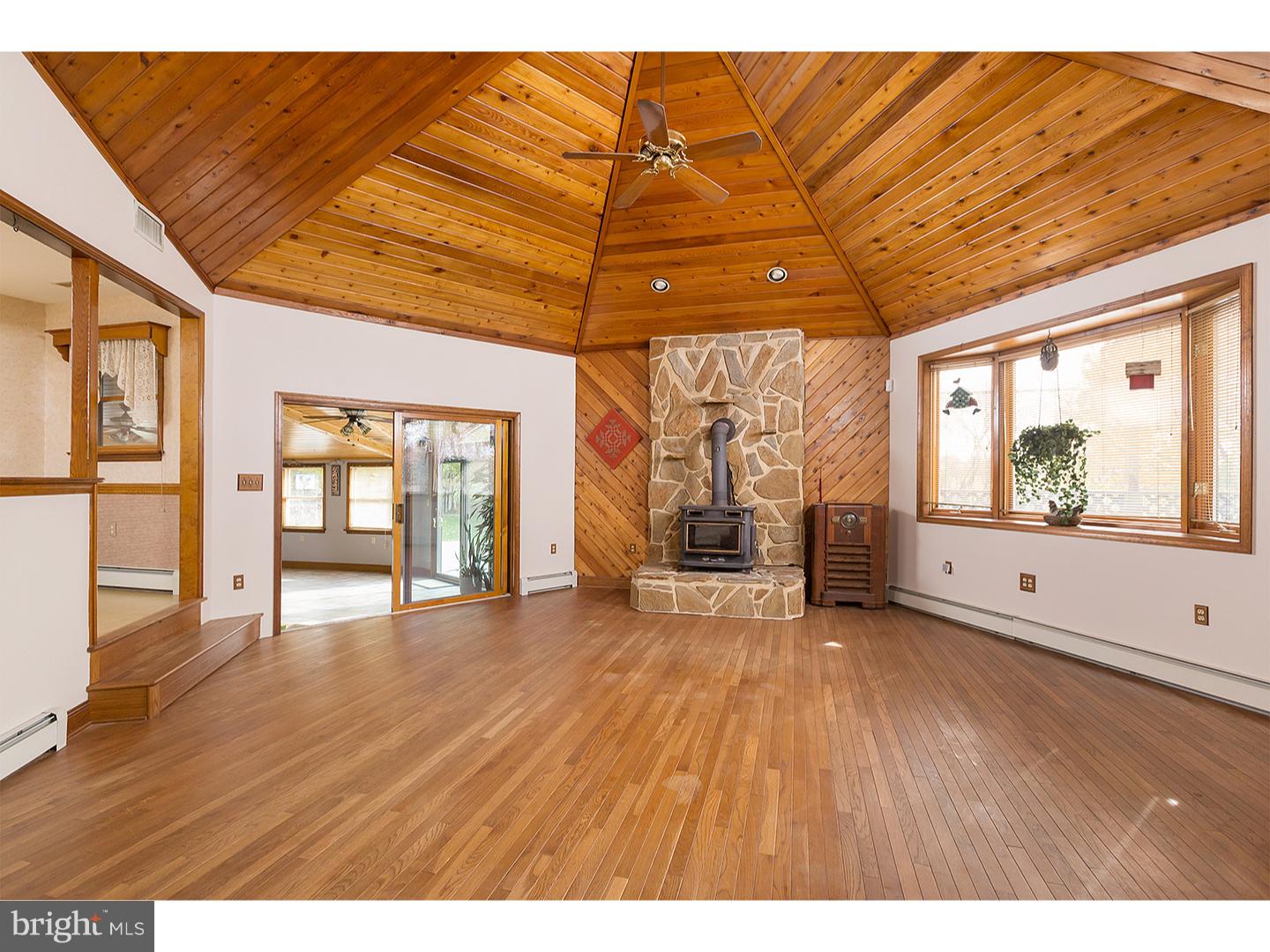 102 Glassboro Road Monroeville, NJ 08343 - Photo 4 of 30