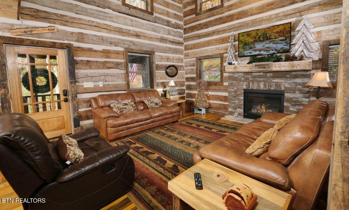 636 Jess Field Road Gatlinburg, TN 37738 - Photo 3 of 39 0931A14E-F22E-43B8-A664-3C8696ACB87C