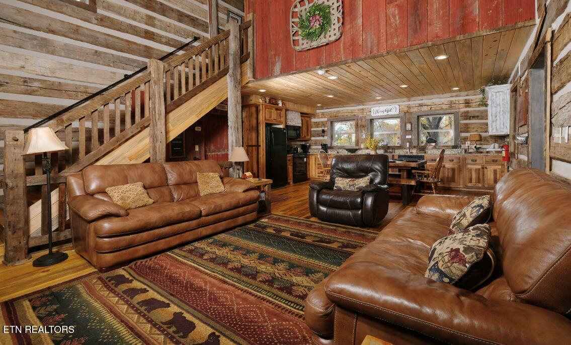 636 Jess Field Road Gatlinburg, TN 37738 - Photo 4 of 39 95845EF7-9E94-4469-9349-752FF0F5A3F0