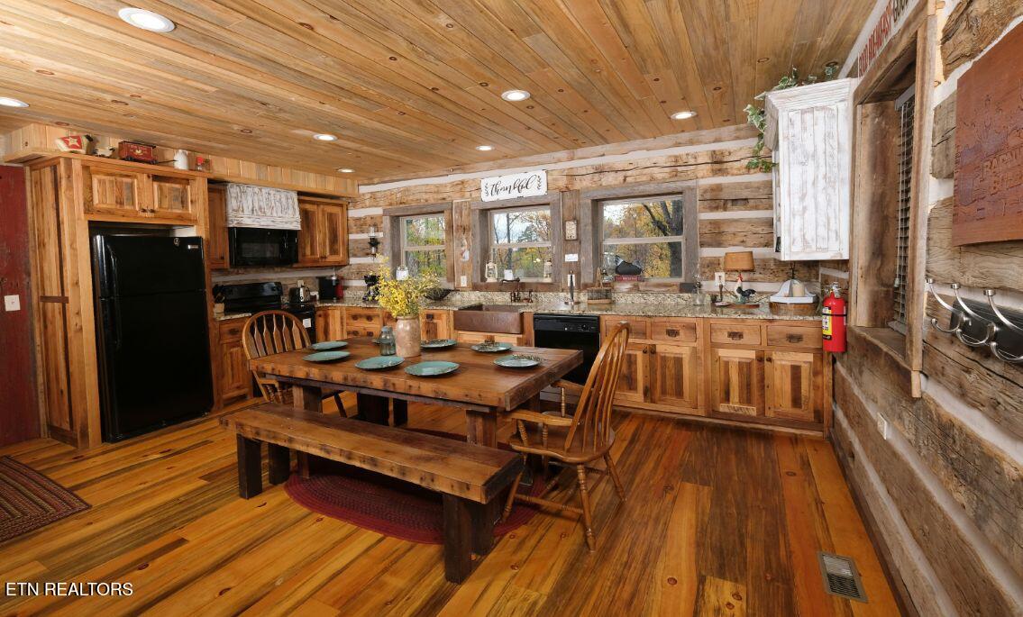 636 Jess Field Road Gatlinburg, TN 37738 - Photo 6 of 39 F58E1E74-8B8D-4EF7-A5A8-A3EE71B57097