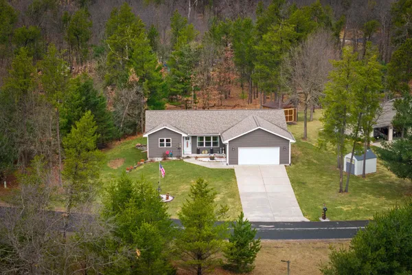 $400,000 | 317 Somerset Court, Nekoosa, WI 54457