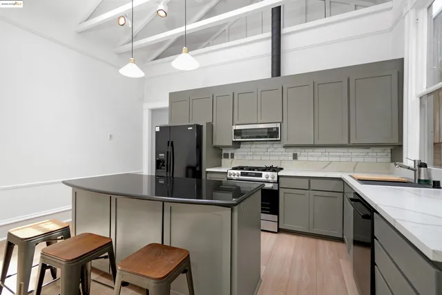 a view of a car park in front of house