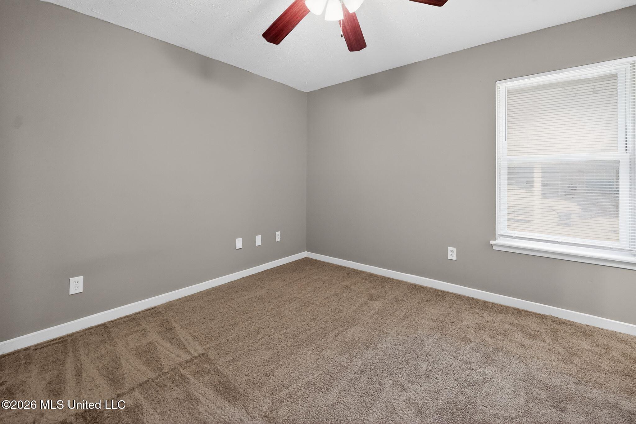 1418 Cooks Avenue Jackson, MS 39212 - Photo 16 of 36 16_1418_Cooks_Ave_Jackson_MS_39212-Livin