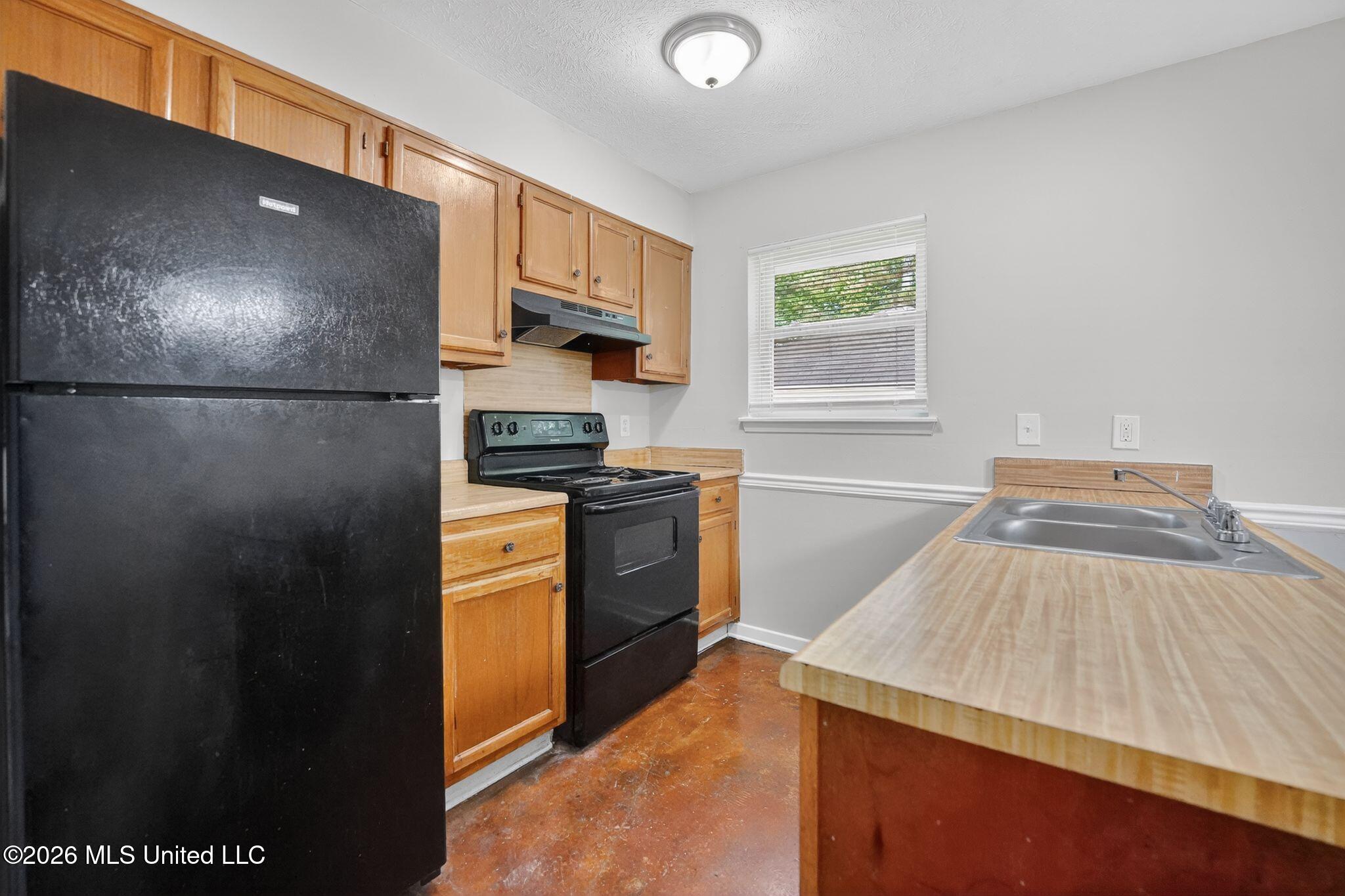 1418 Cooks Avenue Jackson, MS 39212 - Photo 20 of 36 20_1418_Cooks_Ave_Jackson_MS_39212-Kitch