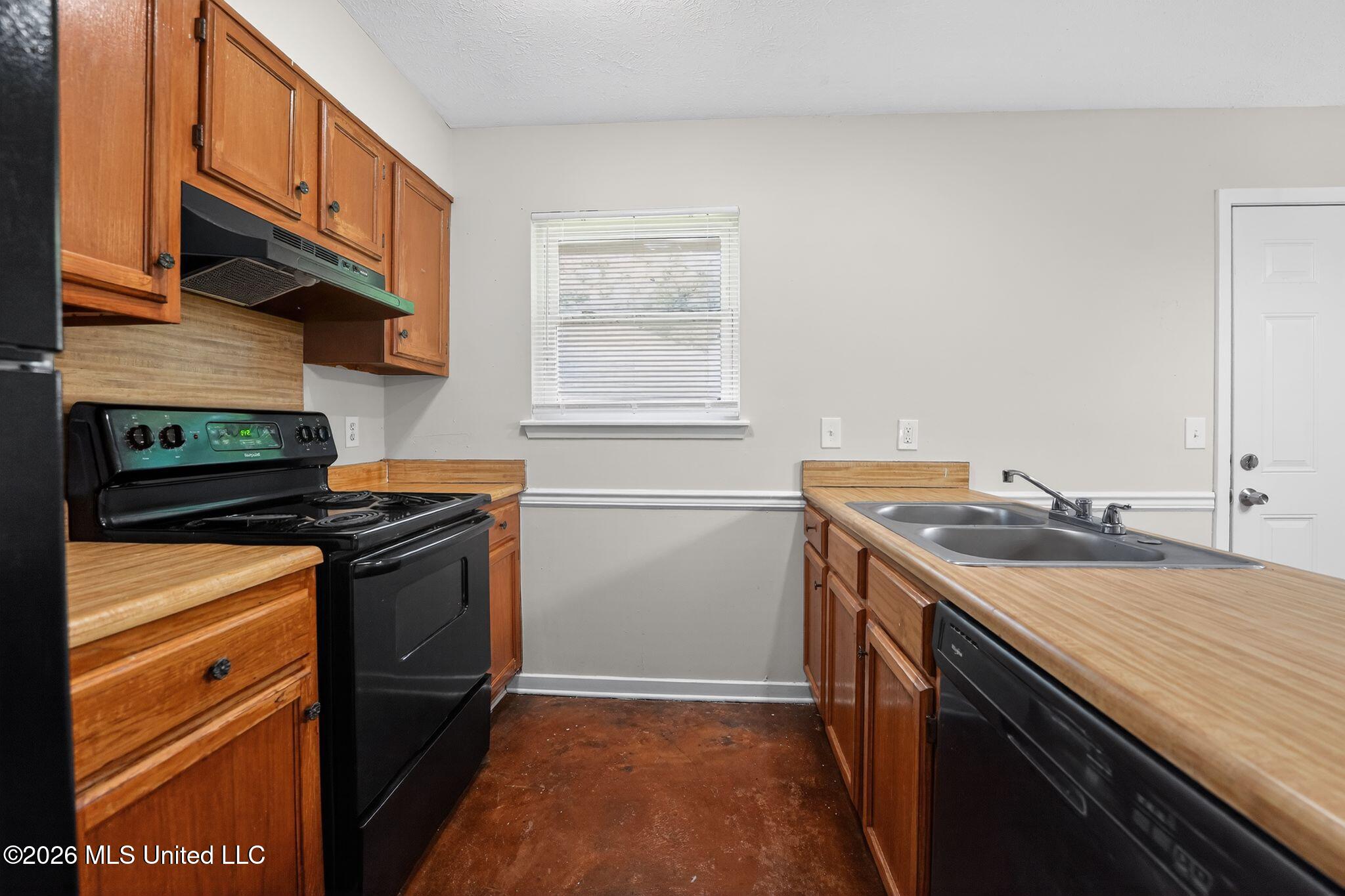 1418 Cooks Avenue Jackson, MS 39212 - Photo 23 of 36 23_1418_Cooks_Ave_Jackson_MS_39212-Kitch