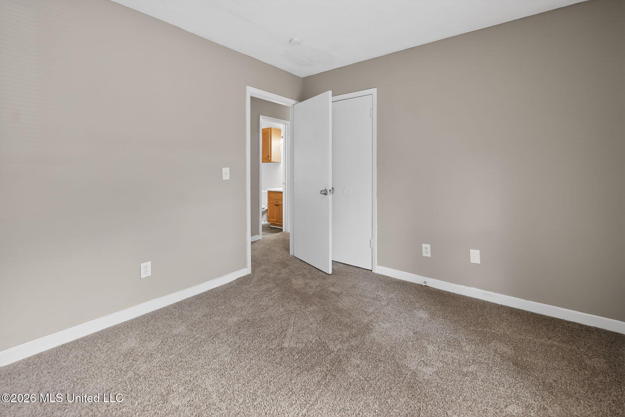 1418 Cooks Avenue Jackson, MS 39212 - Photo 27 of 36 27_1418_Cooks_Ave_Jackson_MS_39212-Bedro
