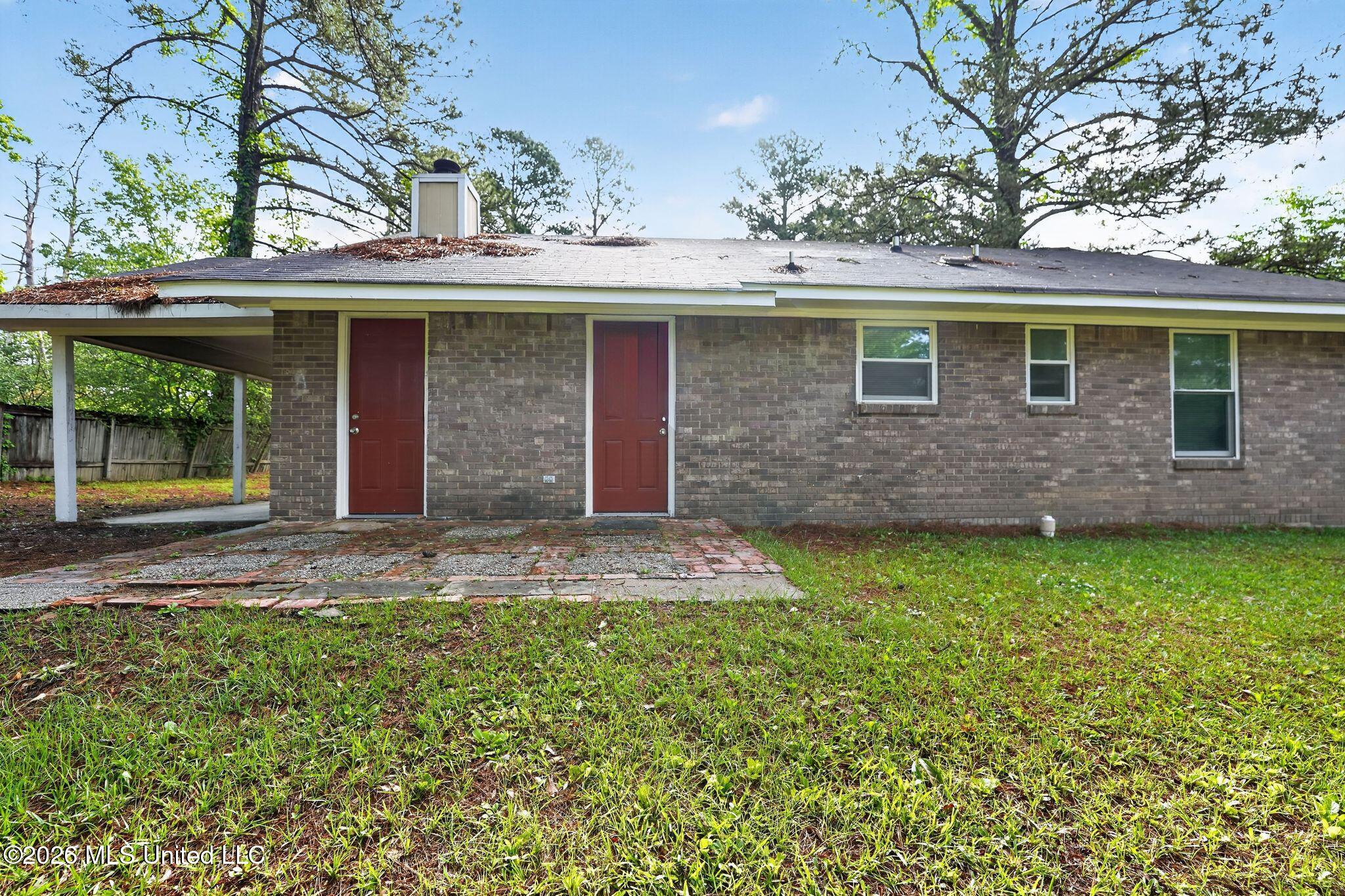 1418 Cooks Avenue Jackson, MS 39212 - Photo 6 of 36 06_1418_Cooks_Ave_Jackson_MS_39212-Exter