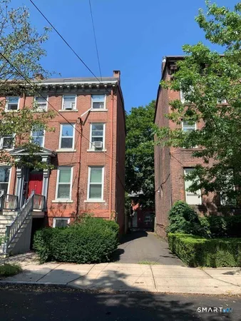 $2,500 | 151.5 Bradley Street, Unit 2, New Haven, CT 06511