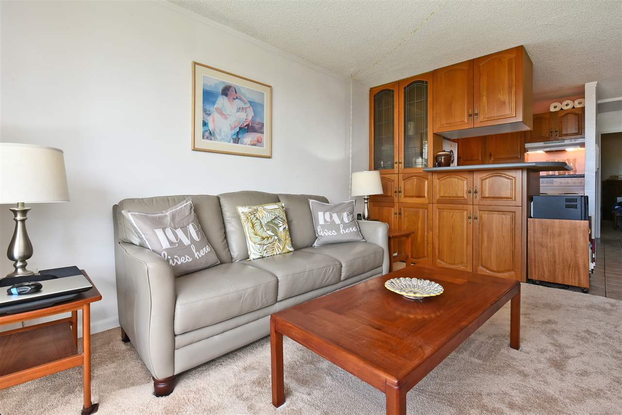 120 Hui Rd F, Unit B5 Lahaina, HI 96761 - Photo 26 of 28 a living room with furniture