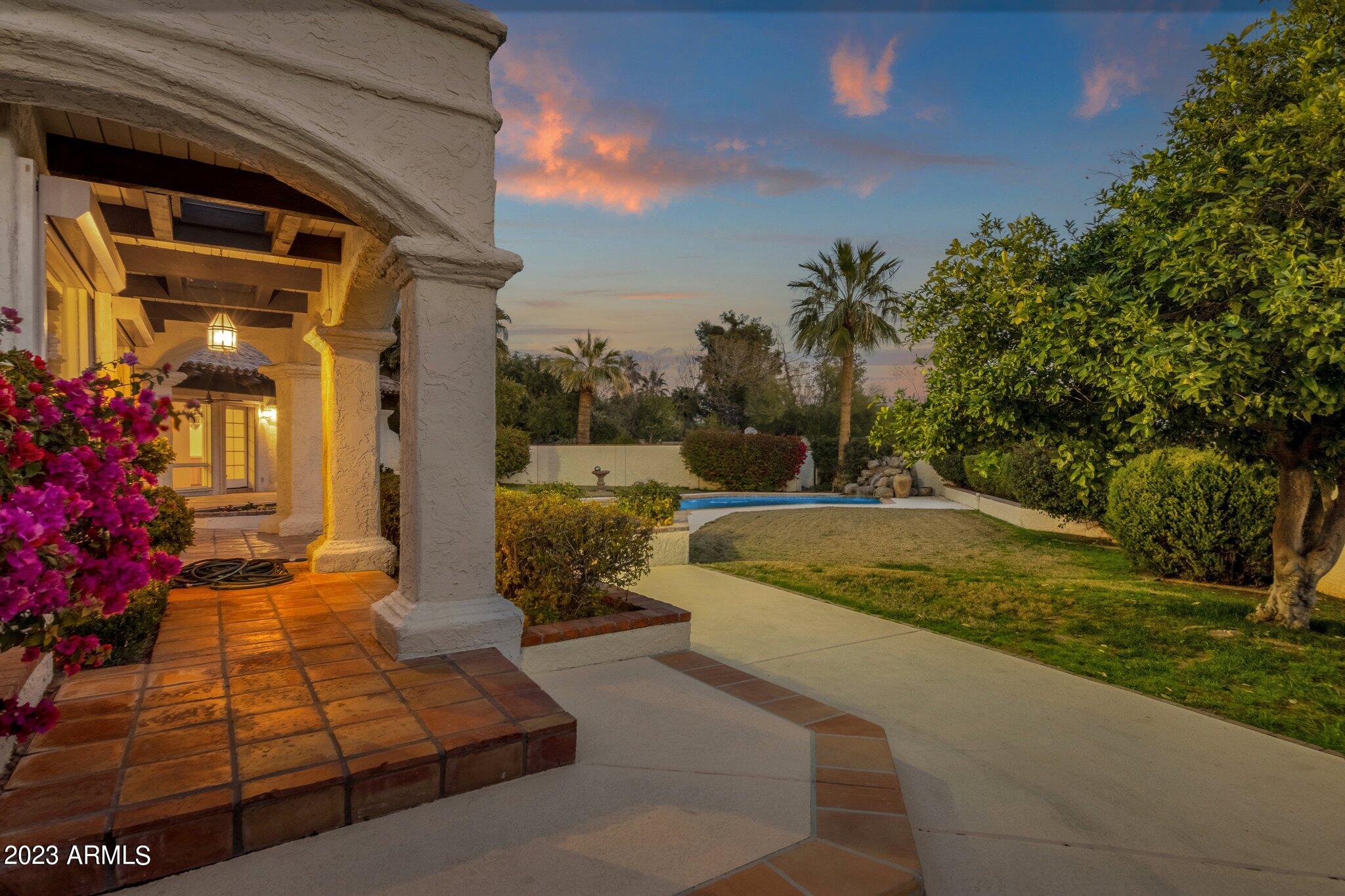 4554 East Pebble Ridge Road Paradise Valley, AZ 85253 - Photo 13 of 59 Exterior