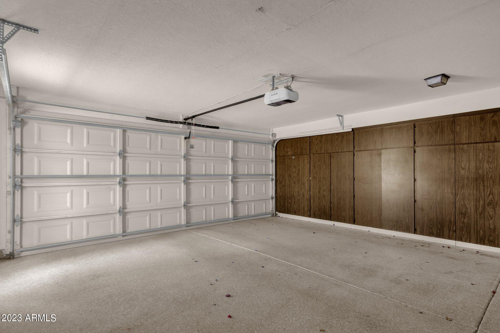 4554 East Pebble Ridge Road Paradise Valley, AZ 85253 - Photo 51 of 59 2-Car Garage