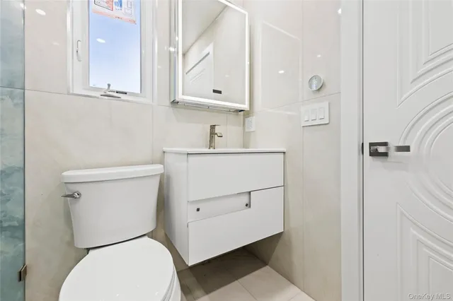 $2,399,995 | 76-62 174th Street | Hillcrest