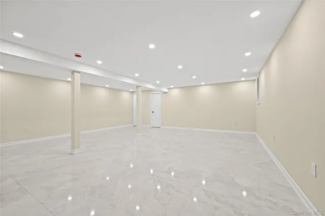 $2,399,995 | 76-62 174th Street | Hillcrest