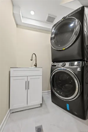 $2,198,000 | 76-62 174th Street | Hillcrest