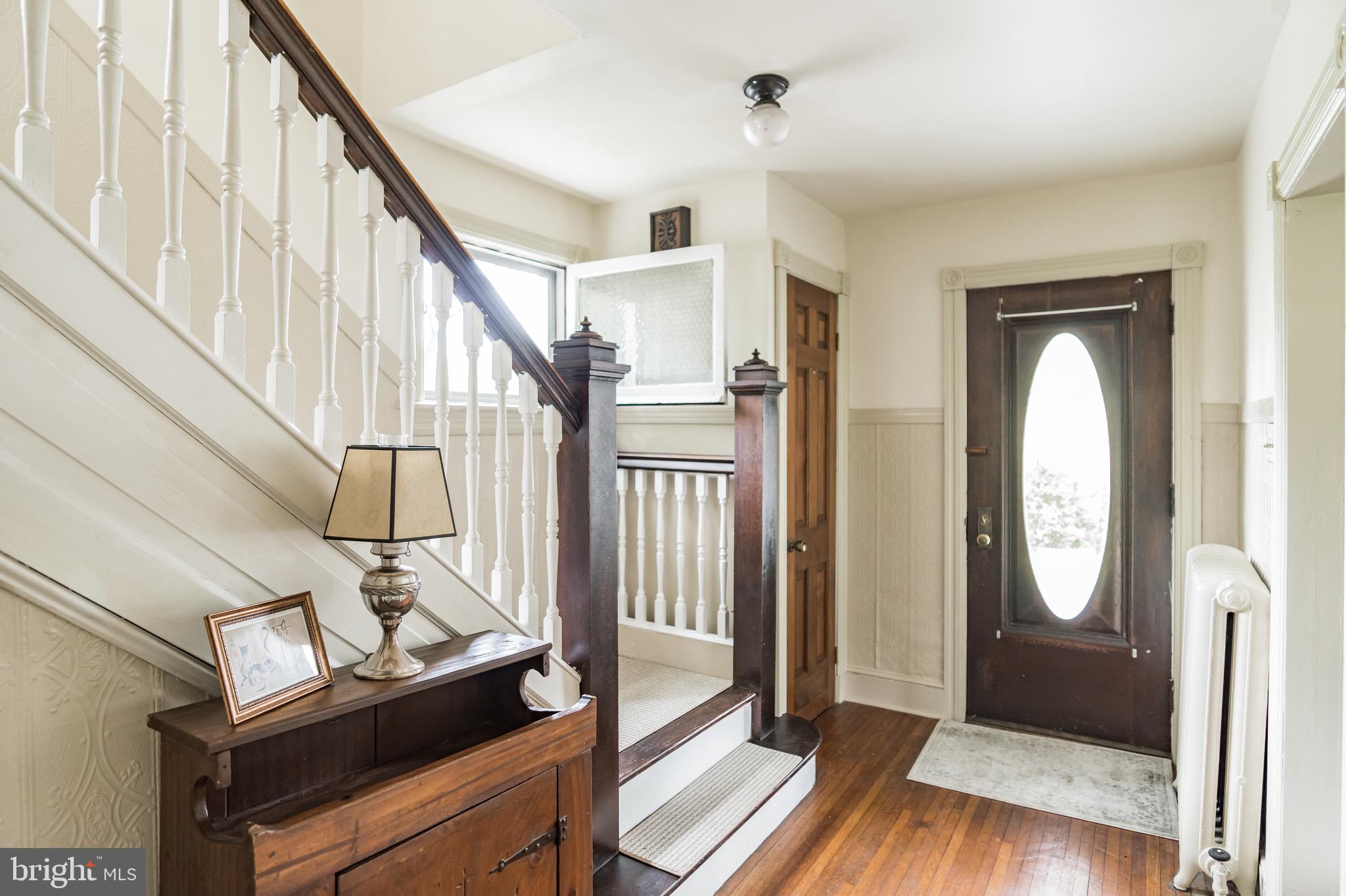 1648 Valley Road Coatesville, PA 19320 - Photo 3 of 26 Entry Hall