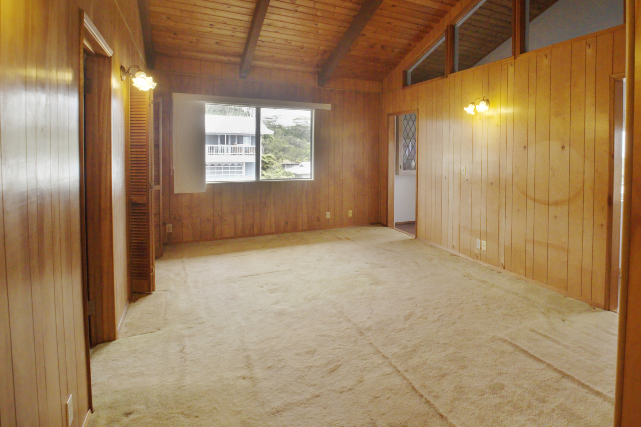 883 Hele Mauna Street Hilo, HI 96720 - Photo 13 of 26 a view of an empty room with a bathroom