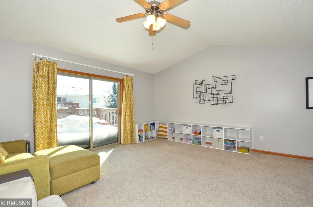 6046 Somersby Court Northwest Rochester, MN 55901 - Photo 10 of 38 Gallery Image 10