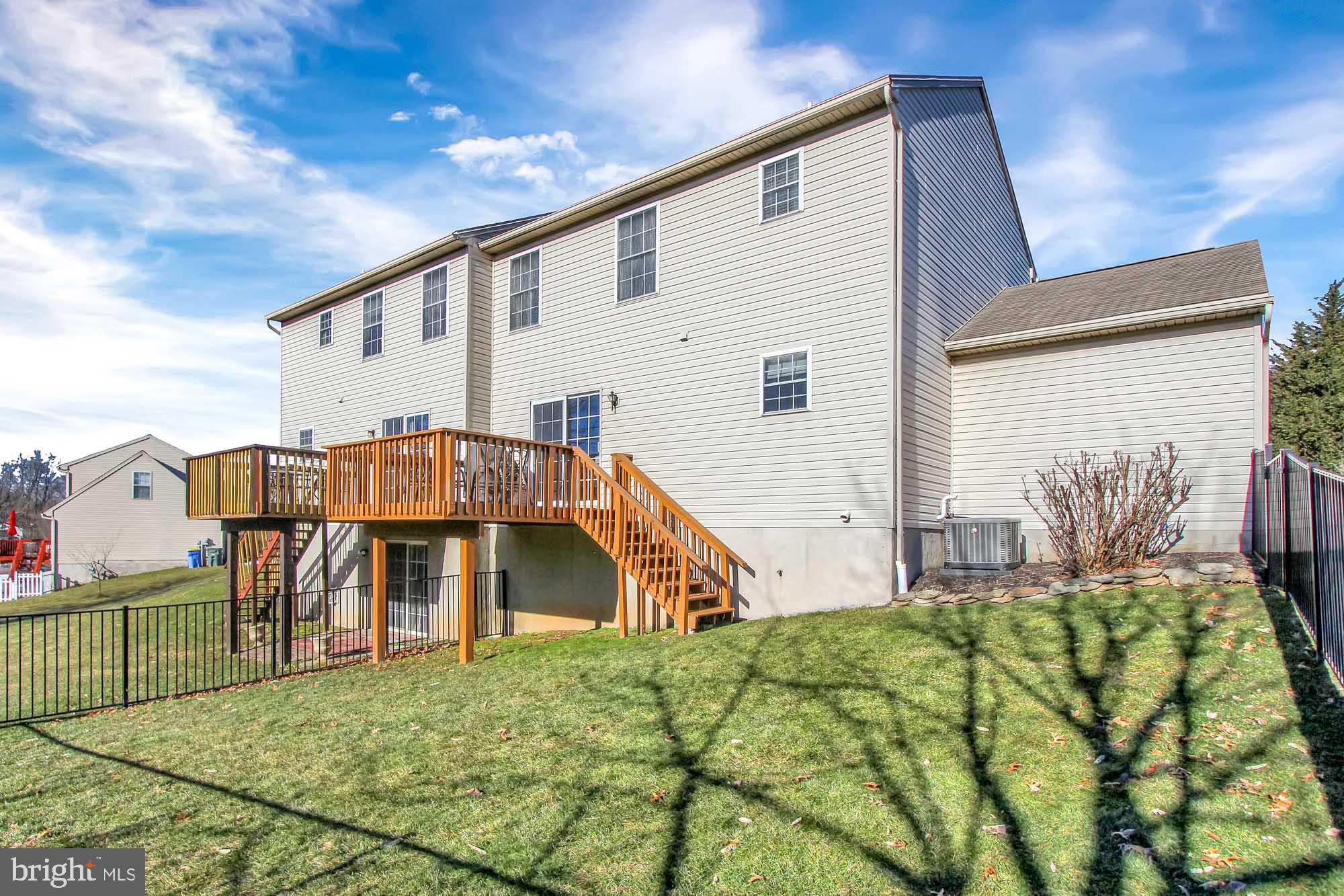 2300 Daisy Road York, PA 17402 - Photo 22 of 27 Gallery Image 22
