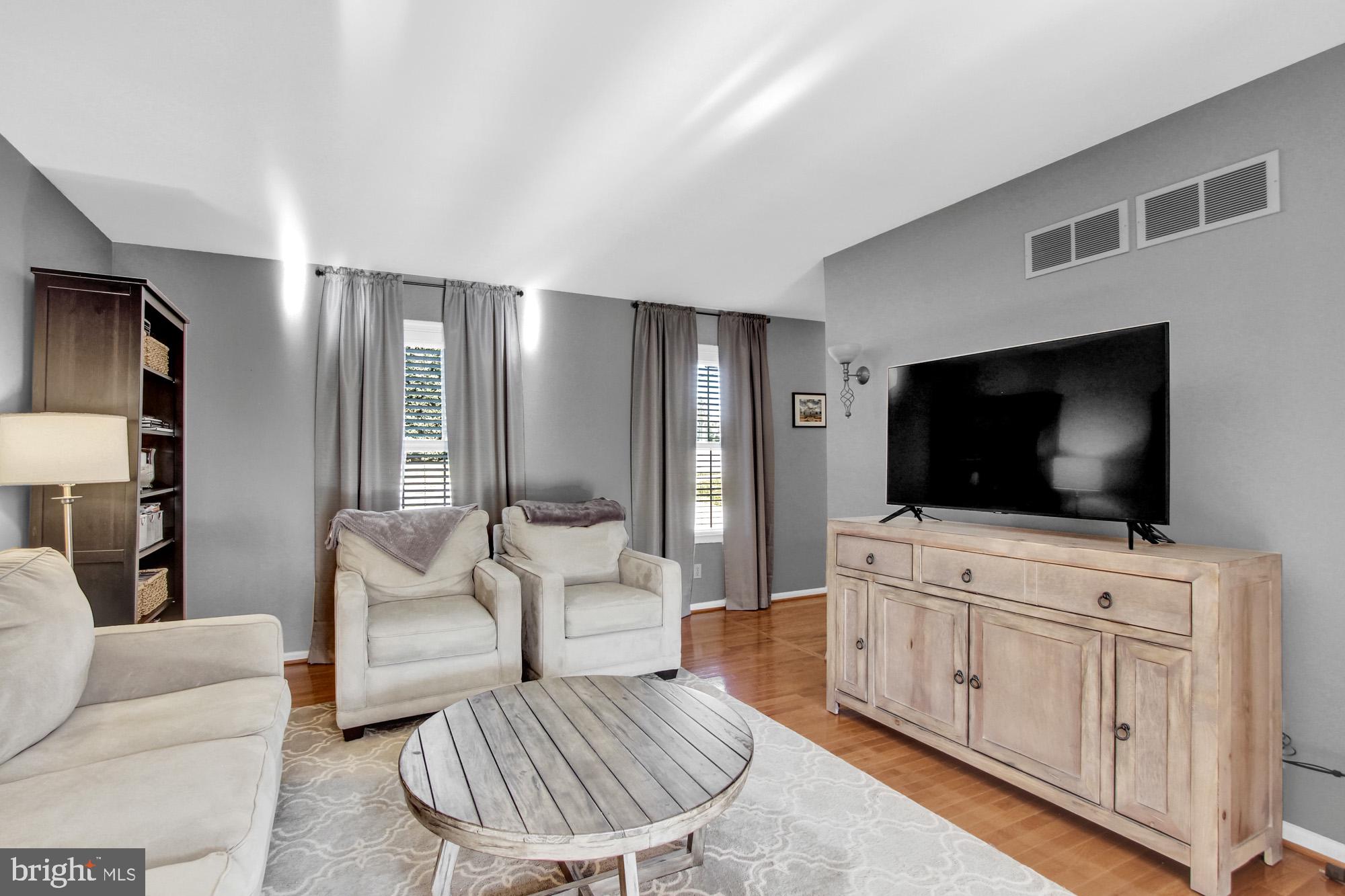 2300 Daisy Road York, PA 17402 - Photo 5 of 27 Gallery Image 5