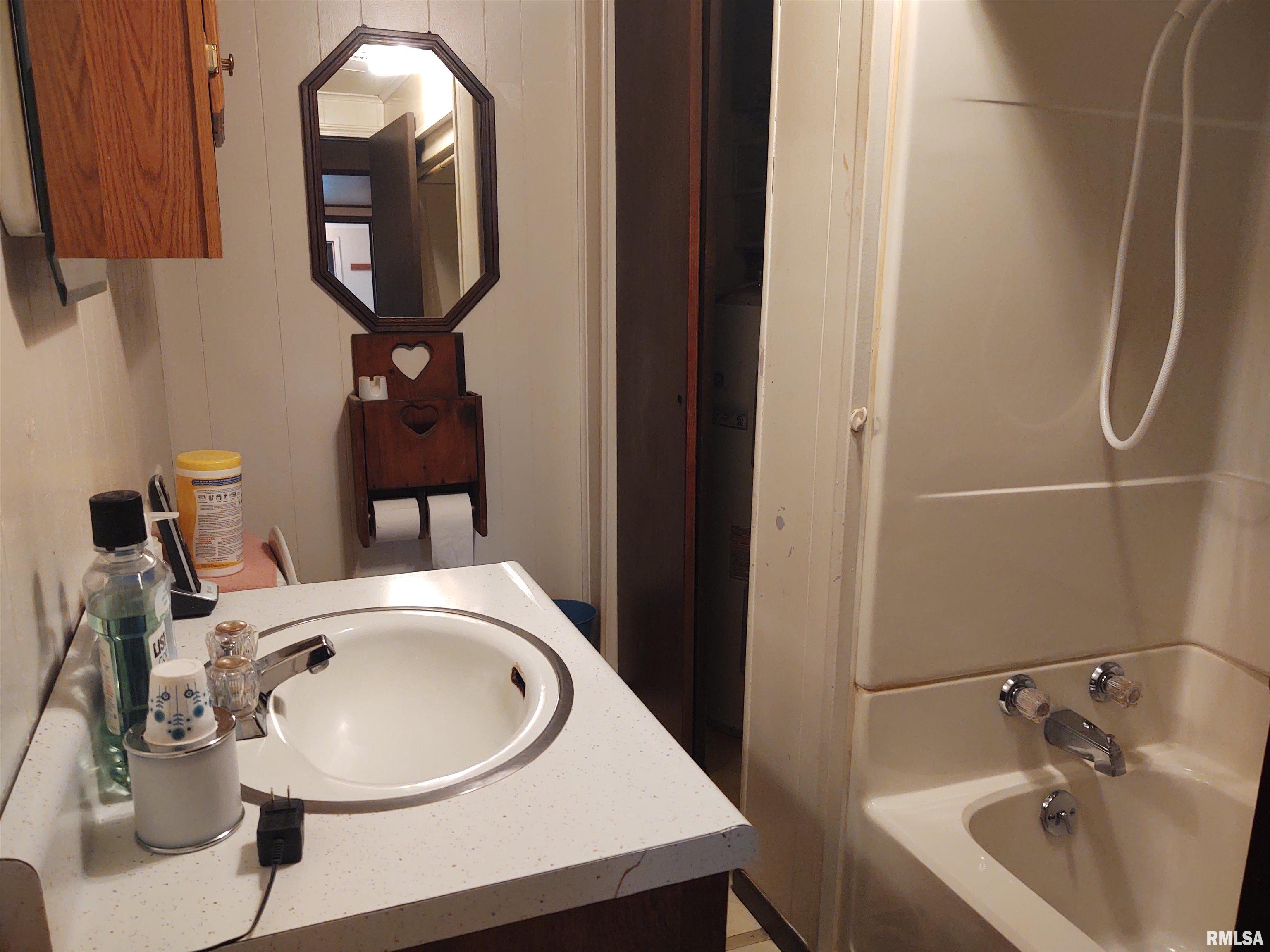 2315 Flatt Woods Road Simpson, IL 62985 - Photo 13 of 23