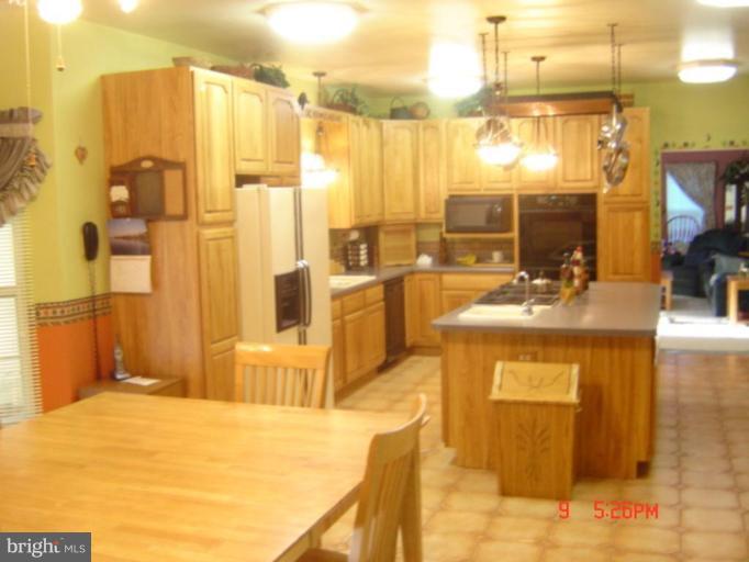750 Barstow Road Prince Frederick, MD 20678 - Photo 5 of 25 Spacious & Bright