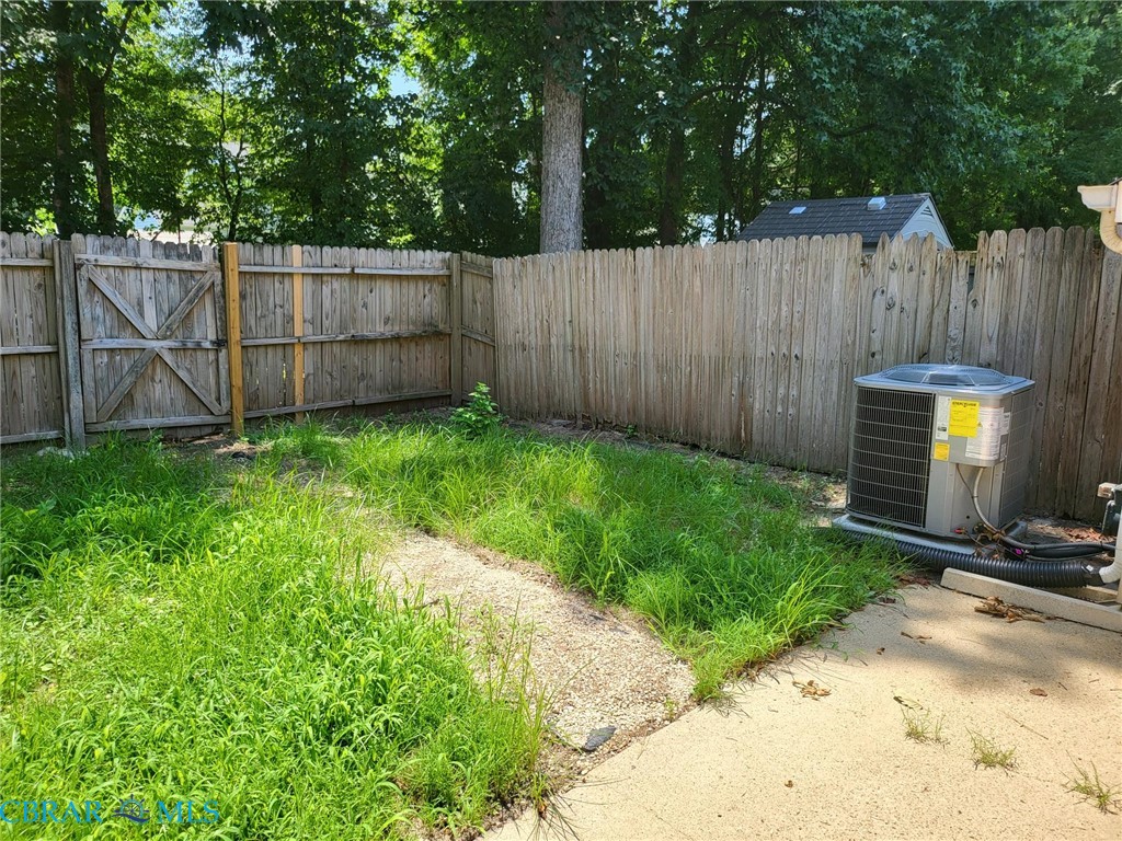9 Madrone Place Hampton, VA 23666 - Photo 4 of 25
