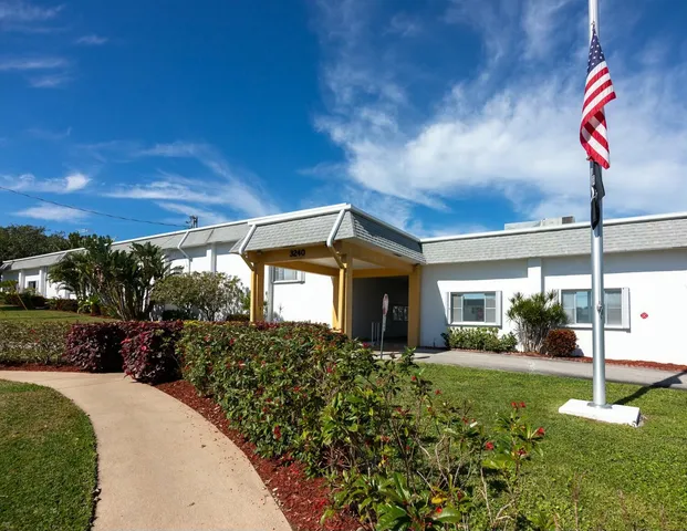 $119,900 | 2840 Cynthia Lane, Unit 204, Lake Worth Beach, FL 33461