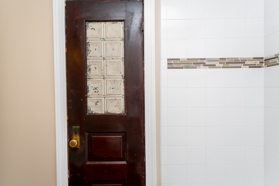 450 Whitmore Road Mount Solon, VA 22843 - Photo 32 of 43 a view of a hallway with front door