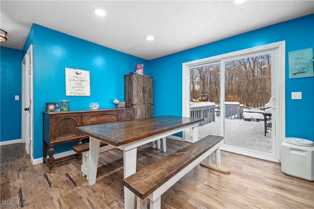 8046 Claus Road Amherst, OH 44001 - Photo 8 of 45 Dining area