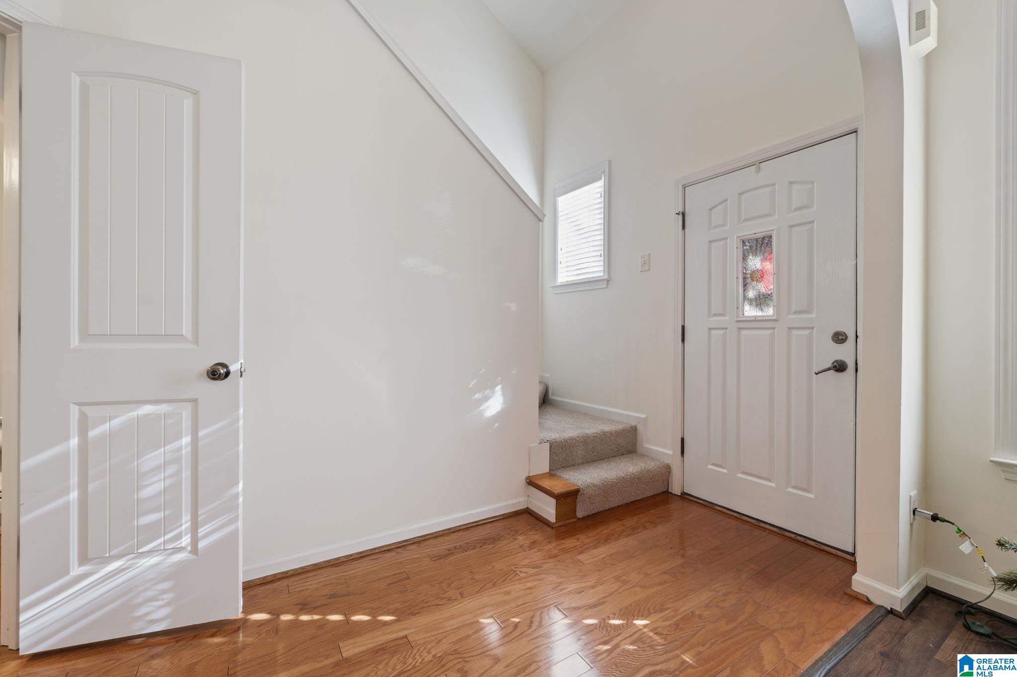 2212 Ridgemont Drive Birmingham, AL 35244 - Photo 4 of 36
