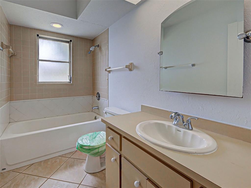 3640 Sterling Road Venice, FL 34293 - Photo 28 of 46