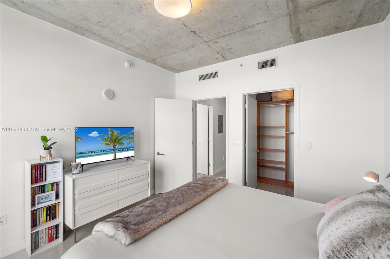 3301 Northeast 1st Avenue, Unit H1207 Miami, FL 33137 - Photo 15 of 43