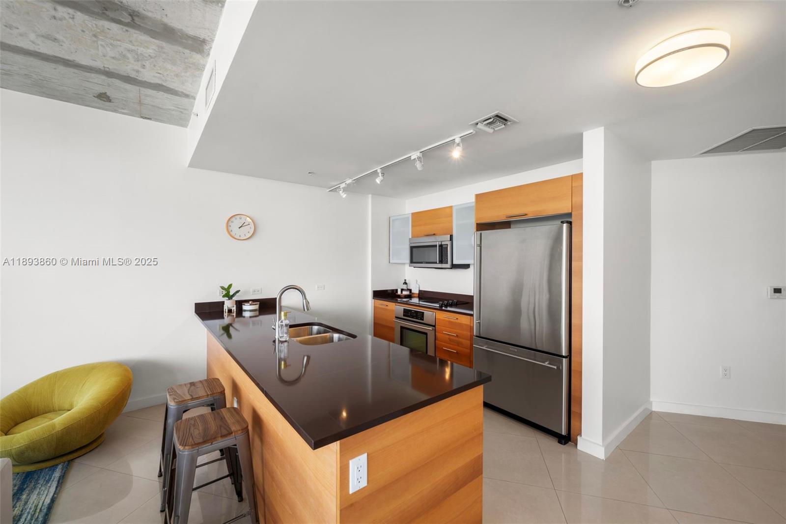 3301 Northeast 1st Avenue, Unit H1207 Miami, FL 33137 - Photo 10 of 43