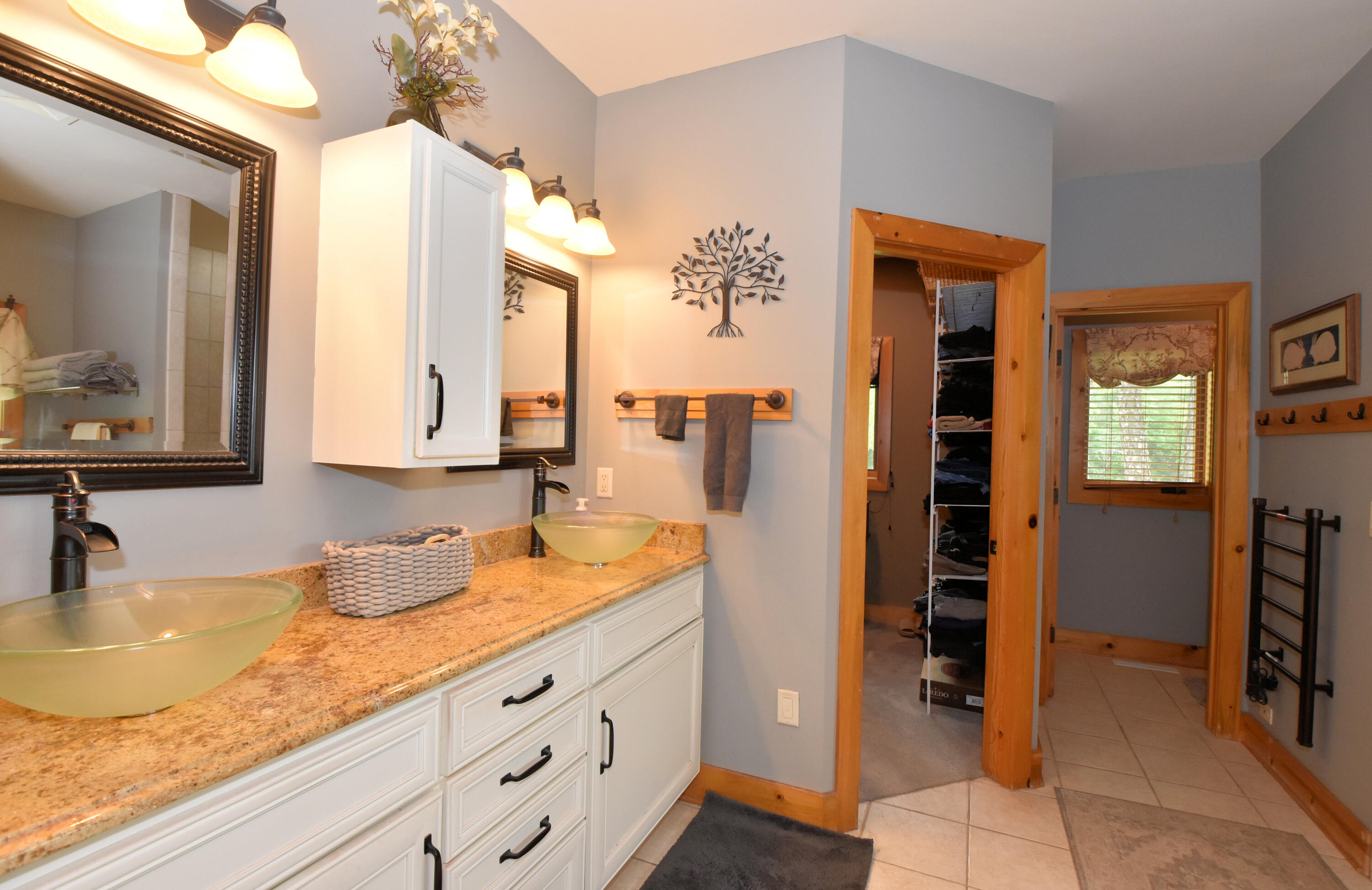 W395S3611 Hardscrabble Road Ottawa, WI 53118 - Photo 21 of 63 Master Suite Bath