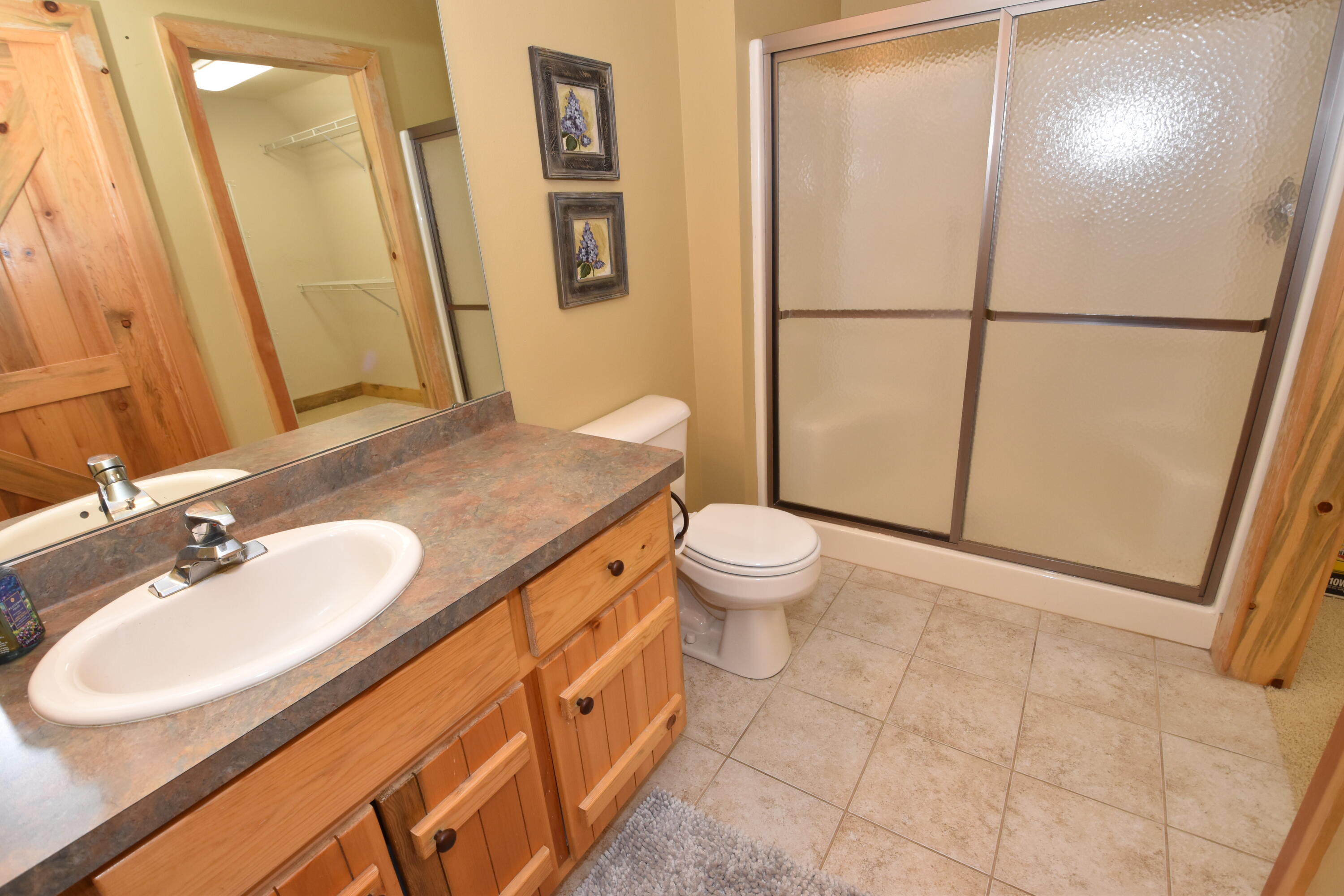 W395S3611 Hardscrabble Road Ottawa, WI 53118 - Photo 25 of 63 Bedroom Private Bath