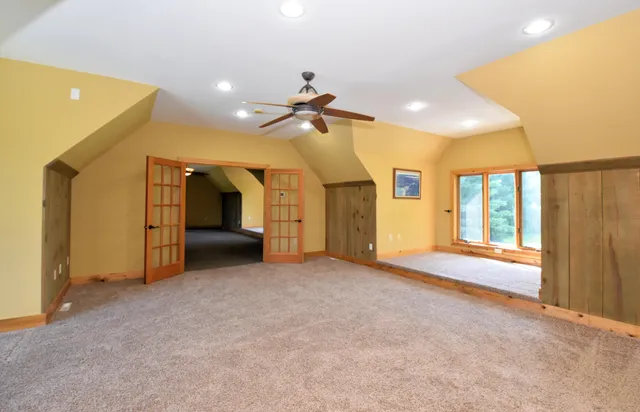 $2,900,800 | W395S3611 Hardscrabble Road, Ottawa, WI 53118