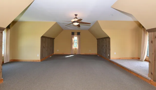 $2,900,800 | W395S3611 Hardscrabble Road, Ottawa, WI 53118