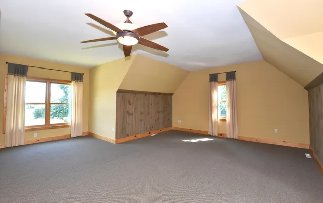 $2,900,800 | W395S3611 Hardscrabble Road, Ottawa, WI 53118