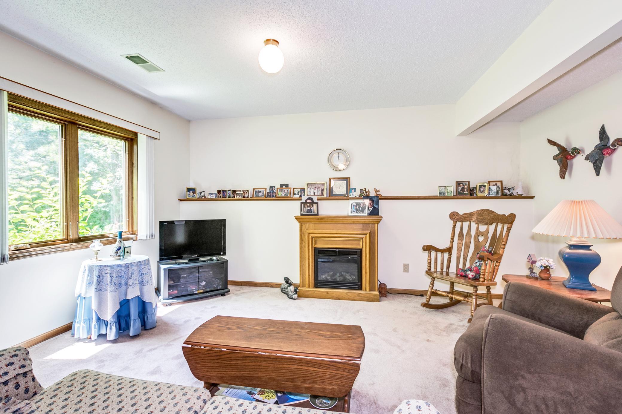 590 Sherwood Road Shoreview, MN 55126 - Photo 18 of 30