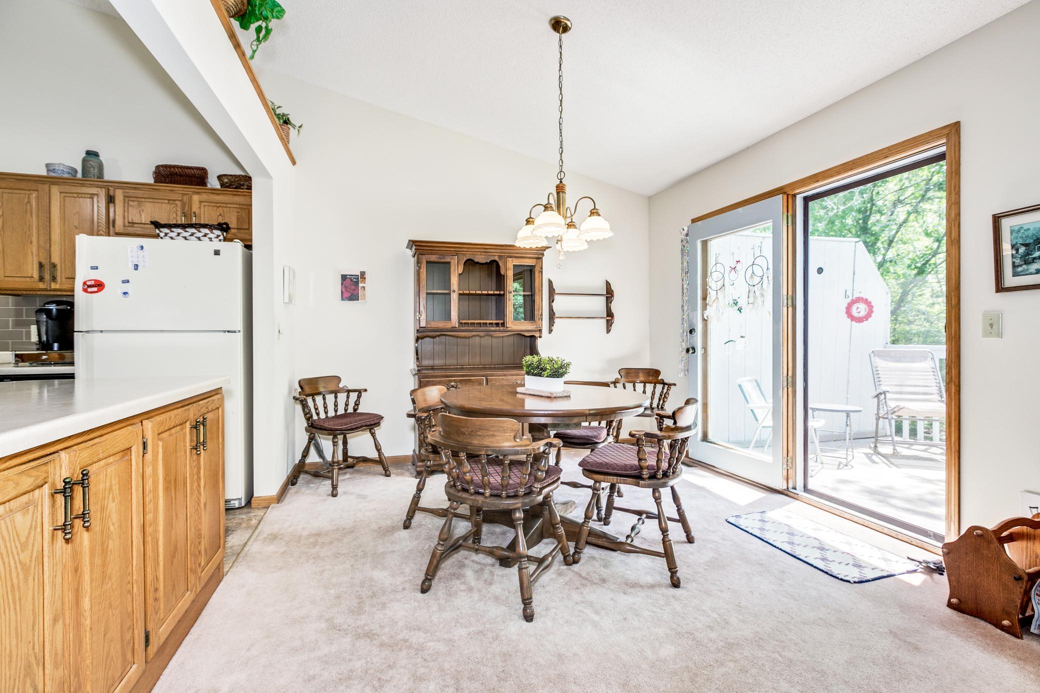 590 Sherwood Road Shoreview, MN 55126 - Photo 5 of 30