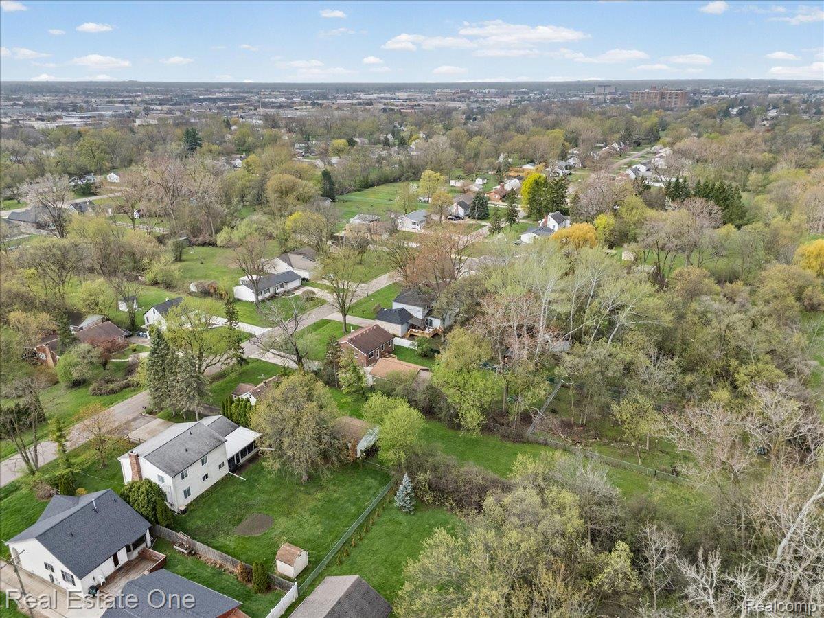 2931 Wisconsin Road Troy, MI 48083 - Photo 44 of 49 44-DJI_20260417112422_0627_D.jpg