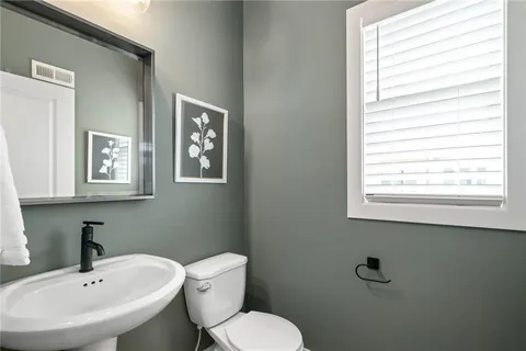 $687,950 | 25006 West 141st Street, Olathe, KS 66061