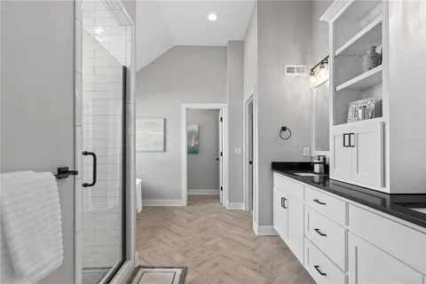 $687,950 | 25006 West 141st Street, Olathe, KS 66061