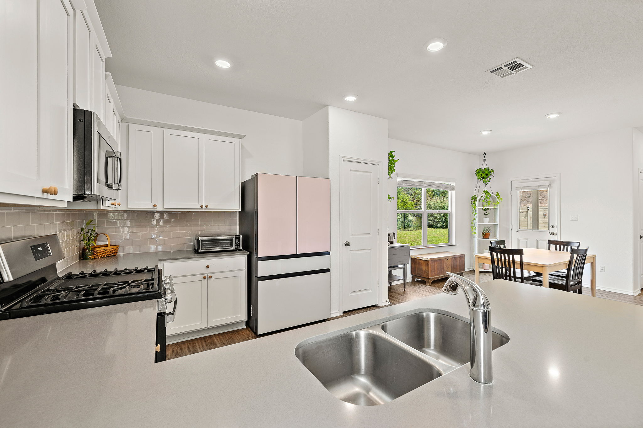 920 Legends Lane Georgetown, TX 78628 - Photo 10 of 31