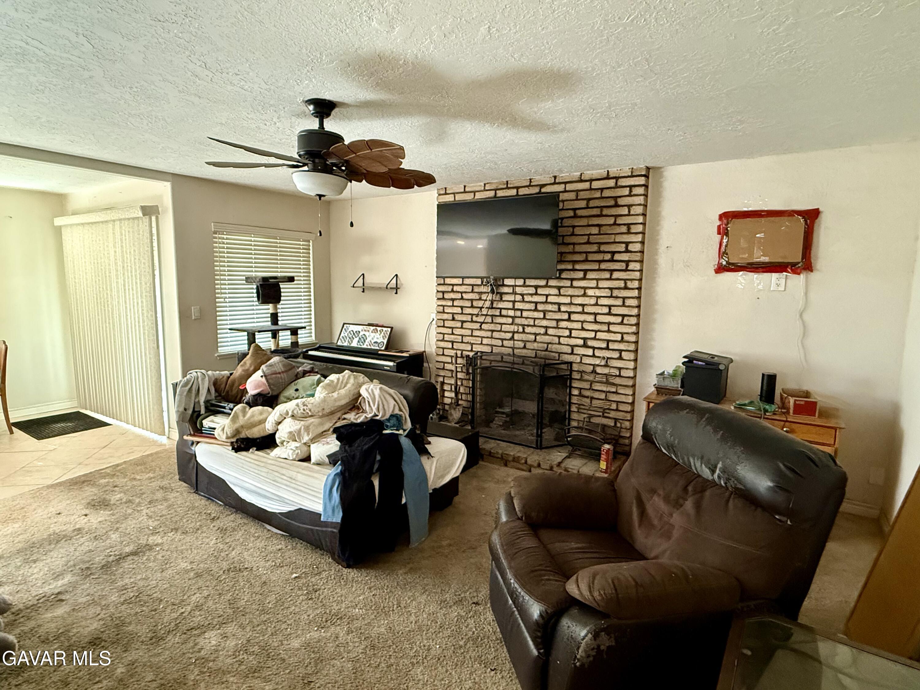 1735 Jenner Street Lancaster, CA 93534 - Photo 4 of 11 IMG_2008
