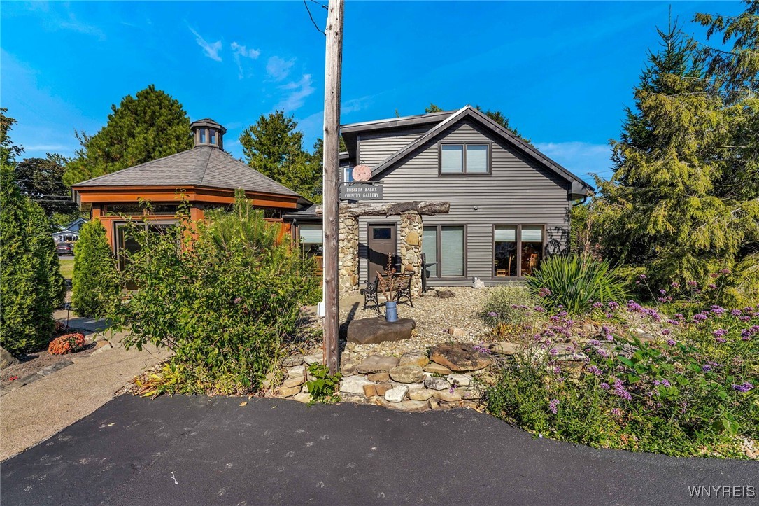 471 Lakeside Road Evans, NY 14006 - Photo 1 of 1 Gallery Image 1